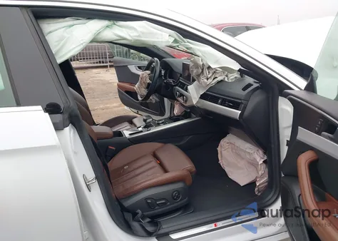 2019 Audi A5 45 Premium z USA, uszkodzony, nr VIN WAUENCF56KA065604